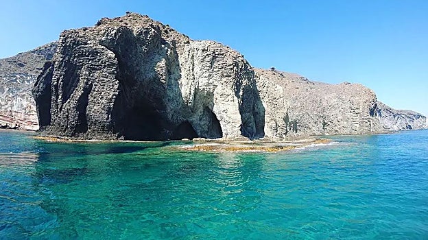 Toda la zona de Las Negras cuenta con playas y calas espectaculares