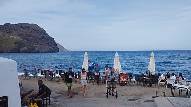 Las Negras es un rincón ideal para disfrutar del turismo de sol y playa a lo largo de todo el año