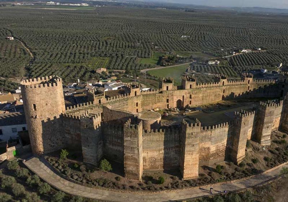 Castillo de Burgalimar de Baños de la Encina