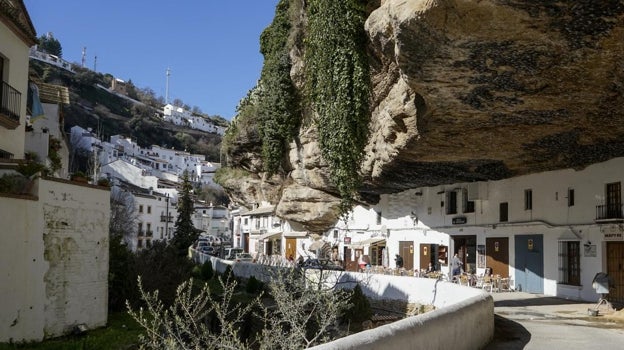 Setenil de las Bodegas