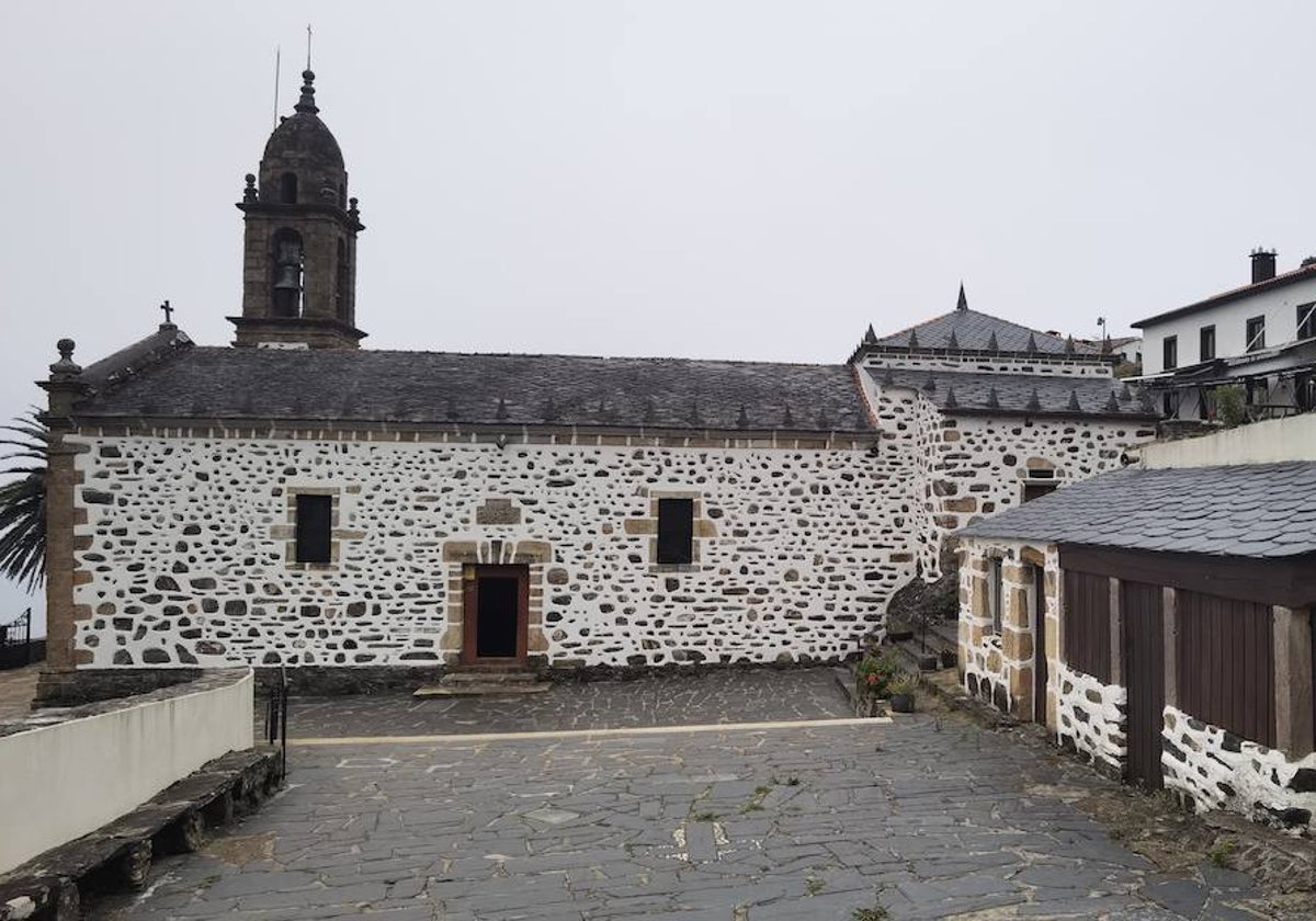 San Andrés de Teixido es un destino de peregrinación, con vistas al océano, desde tiempos inmemoriales