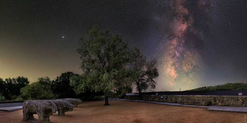 El cielo de Ávila invita a vivir las noches de estrellas