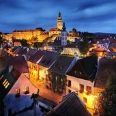 Un pueblo medieval a dos horas de Praga que parece el escenario de un cuento de Navidad