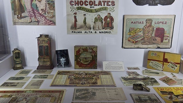 El museo cuenta también con una interesante colección de carteles y elementos de publicidad relacionados con el chocolate