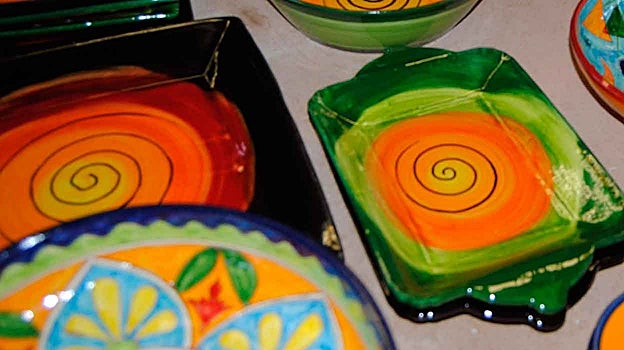 Piezas de cerámica del taller González Castellón de Alhabia.