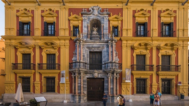 Los tesoros arquitectónicos de Málaga: una mirada profunda a su patrimonio construido