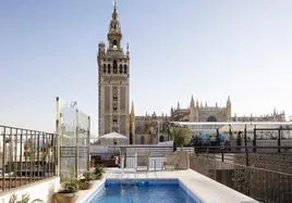 Hoteles con terrazas en Sevilla para ver los pasos de Semana Santa