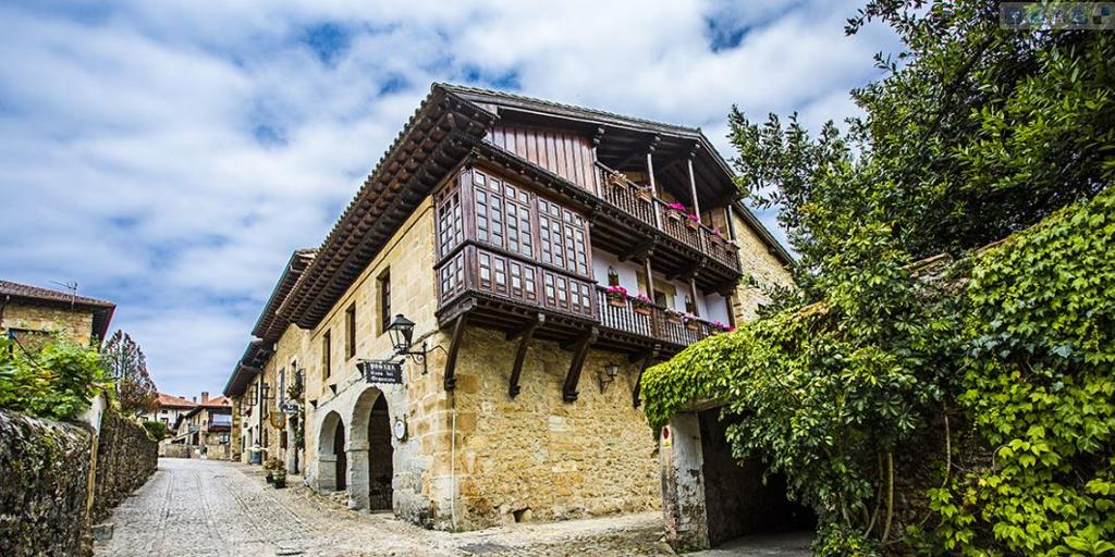 Este es el pueblo más bonito de España, según National Geographic: dónde está y cómo llegar