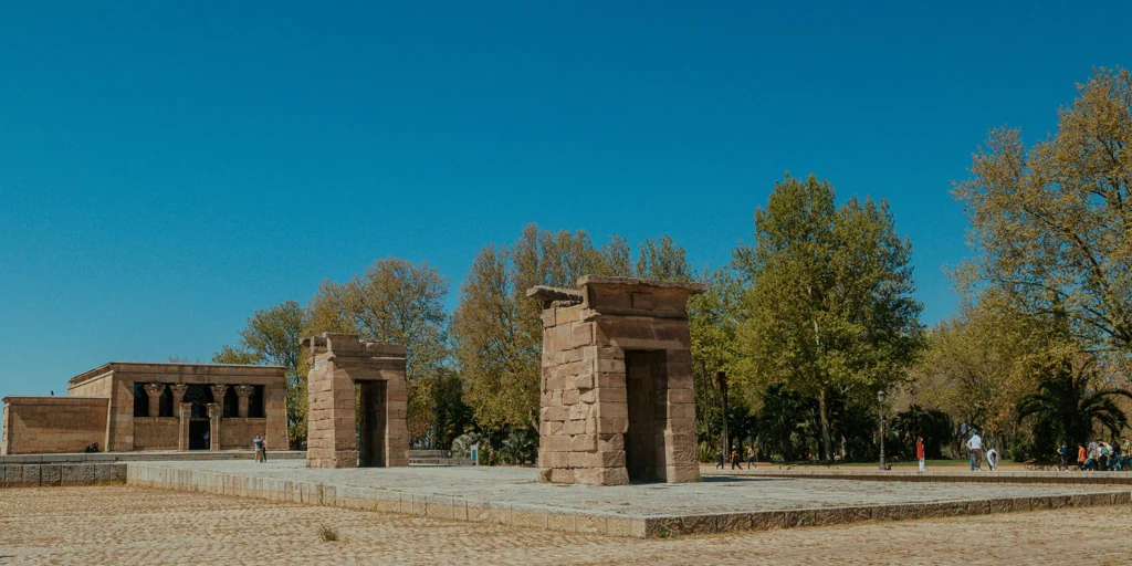 El monumento más antiguo de Madrid que viajó, piedra a piedra, desde Egipto