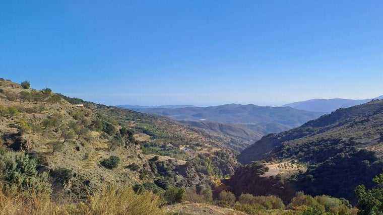 Laroles marca la frontera entre la Alpujarra de Granada y la de Almería