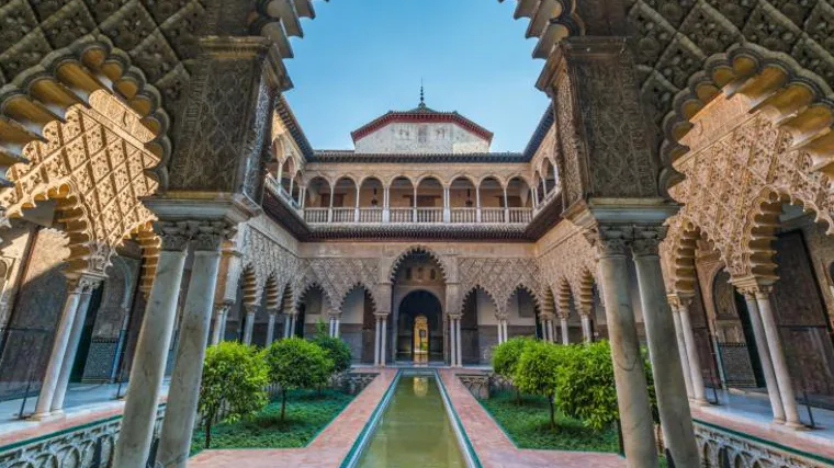 Patio de las Doncellas del Real Alcázar de Sevilla.