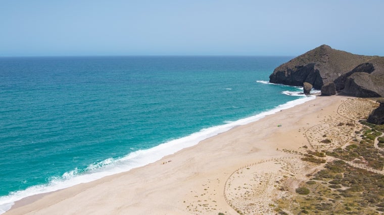 Playa de Los Muertos en Carboneras (Almería).