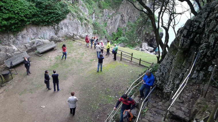 Zona de acceso a la cueva de El Pindal