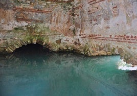 El pueblo de Málaga que guarda un balneario romano en el que se bañó Julio César