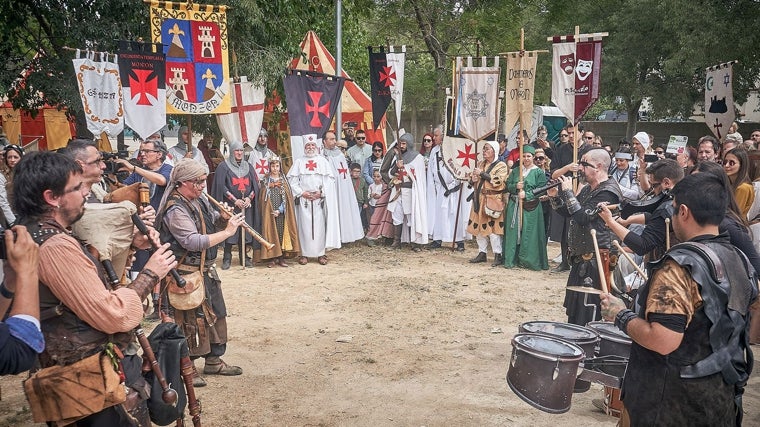 Homenaje en Monzón a Jaime I y Guillen de Montredon, Maestro de la Orden del Temple en la Corona de Aragón y tutor del rey Jaime I