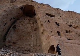 Un seguro de 80 euros para ir a Afganistán: la verdad de los 'destinos de riesgo'