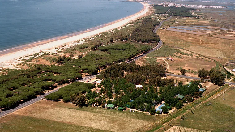 Vista aérea del Camping Playa Taray en Huelva