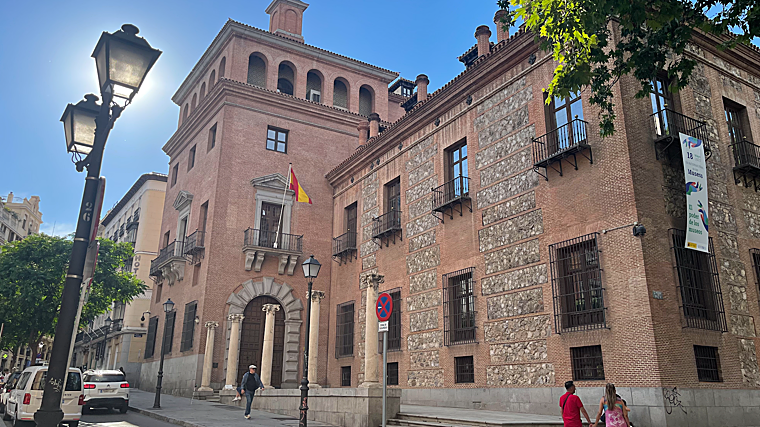 Imagen de la Casa de las Siete Chimeneas
