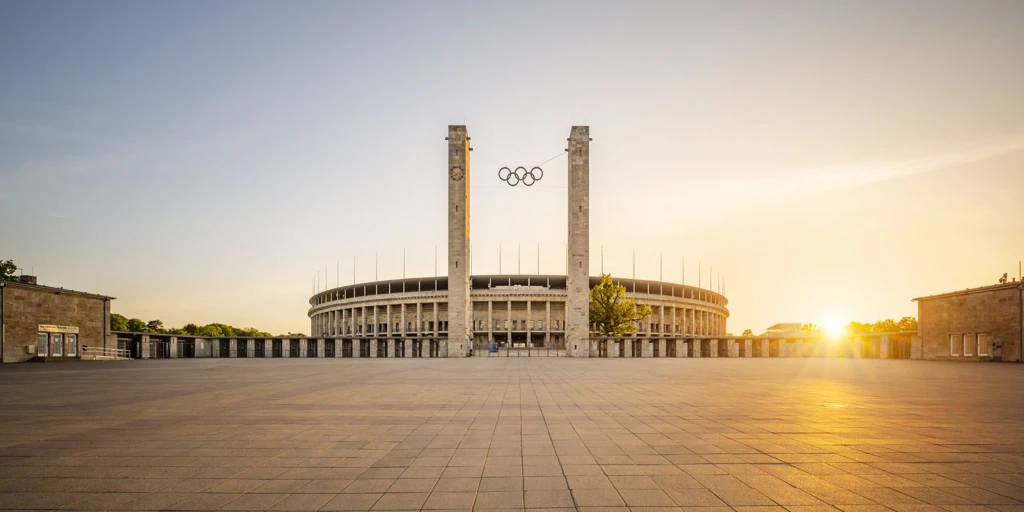 Así es el estadio olímpico que enamoró a los nazis donde España jugará la final de la Eurocopa