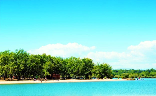 Playa Los Molinos en el Embalse de Valparaíso