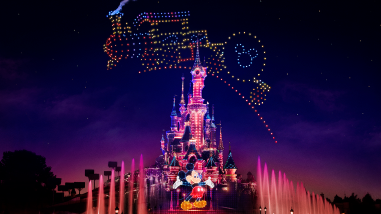 Espectáculo Disney Electrical Sky Parade