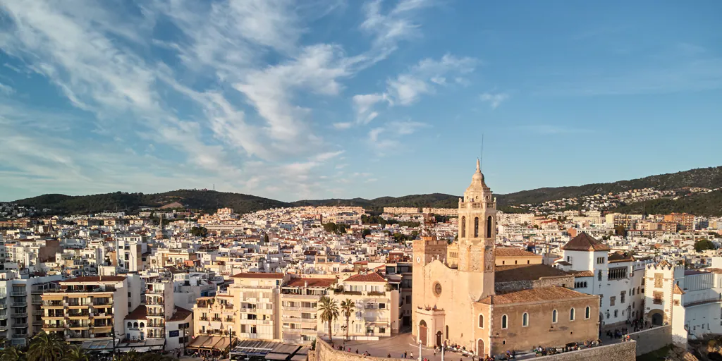 Sitges, una encantadora villa marinera con vistas al Parque del Garraf