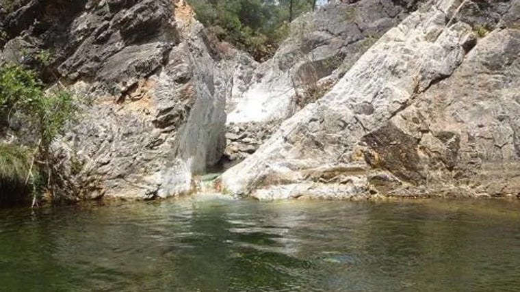 Cinco escondites de Málaga con aguas cristalinas para bañarse en verano gratis