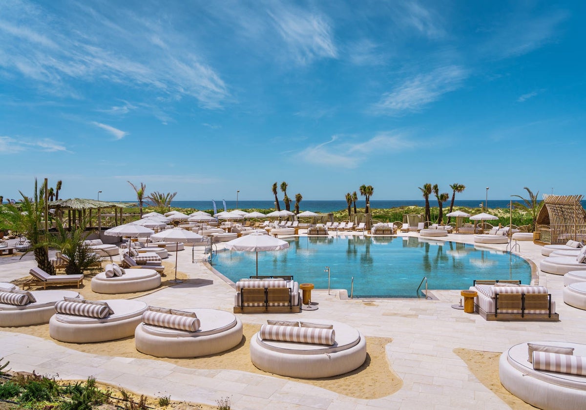 Valhalla Gastro Beach Club, en la playa de Vejer de la Frontera, Cádiz