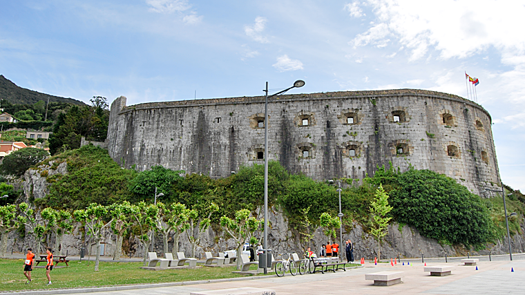 Imagen del Fuerte de San Martín, en Santoña