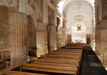 La ermita con columnas romanas y llena de tumbas de los siglos IV al XII