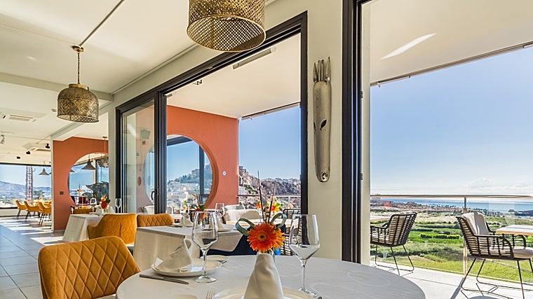 El restaurante tiene una carta muy completa donde mandan los productos locales