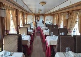 Parece un barco, pero es un restaurante: así es el lujoso 'Orient Express' de Granada