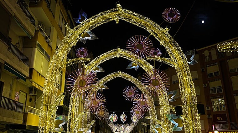 Para iluminar las calles de la localidad de Puente Genil se han utilizado más de dos millones de puntos de luz LED