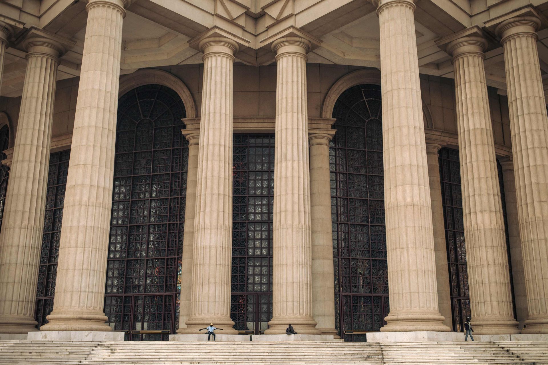 El Papa Juan Pablo II consagró la basílica el 10 de septiembre de 1990.