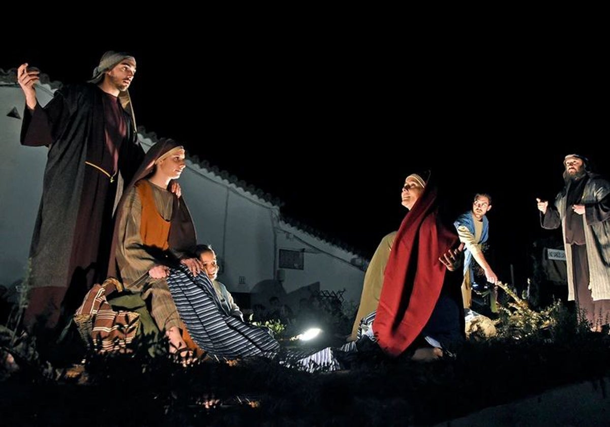 Una de las carrozas vivientes de la Cabalgata de Higuera de la Sierra