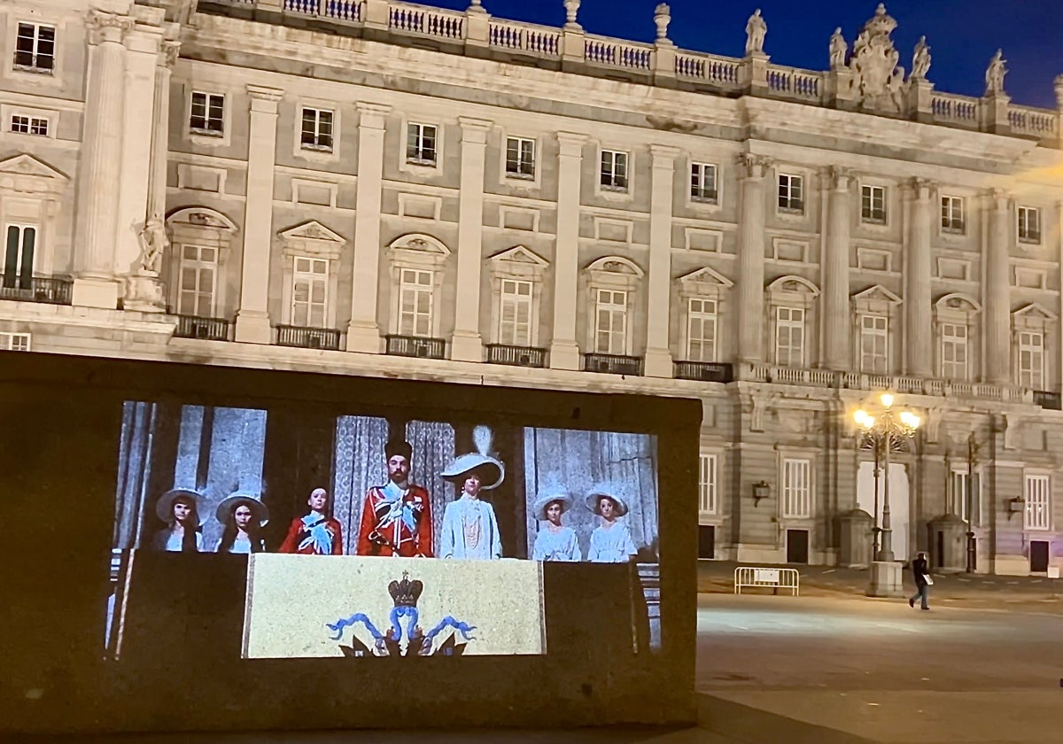 Ruta de cine con parada frente al Palacio Real de Madrid