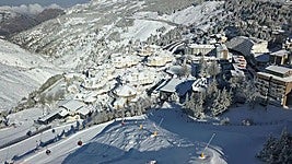 Dos noches en Sierra Nevada por menos de 300 euros: la oferta más barata de un pueblo de Sevilla