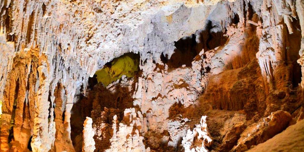 La cueva 'gemela' de la Gruta de las Maravillas que está en Jaén y casi nadie conoce