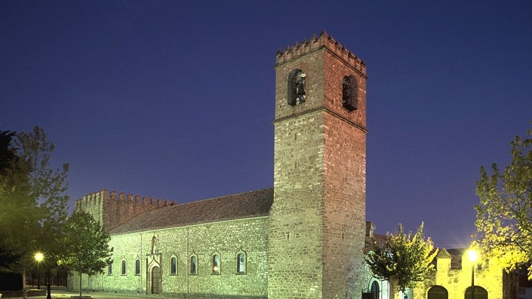 Through this path it is possible to know many monasteries and localities of Jaén plagued by history