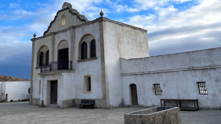 Un de las construcciones de los decorados El Chorrillo