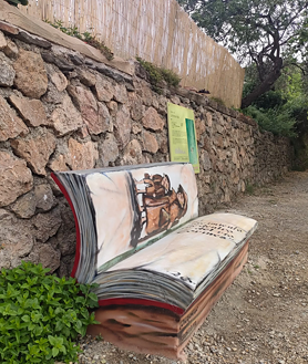 Imagen secundaria 2 - El mágico &#039;Pueblo libro&#039; que se esconde en este rincón granadino