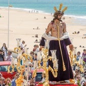 Semana Santa en la playa: once lugares de Andalucía donde puedes ver procesiones y disfrutar del mar