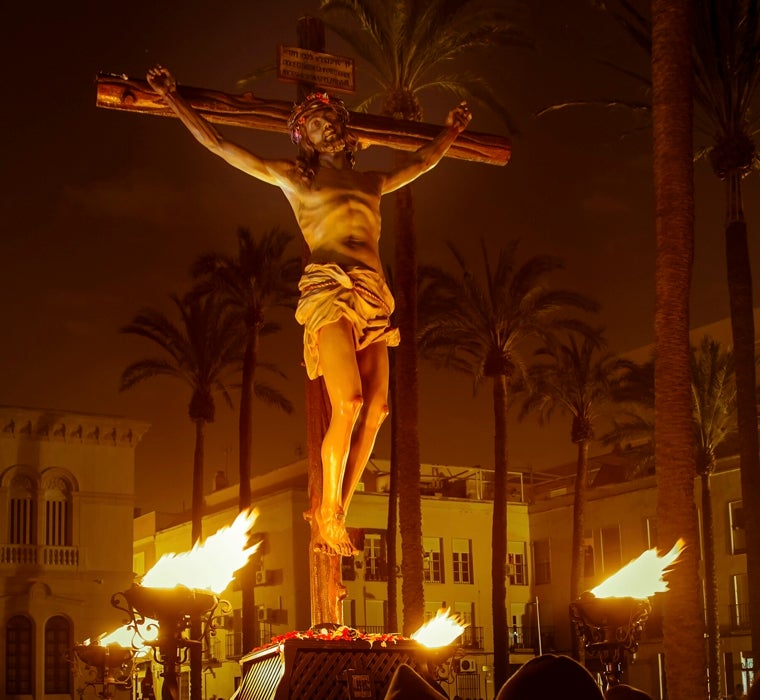 El único Cristo que lleva flores en su corona está en Andalucía