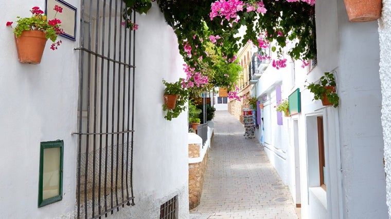 Una de las calles típicas de Mojácar
