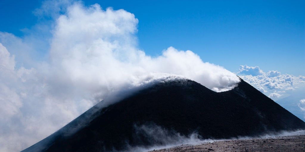Volcán etna, el gigante europeo que nunca duerme