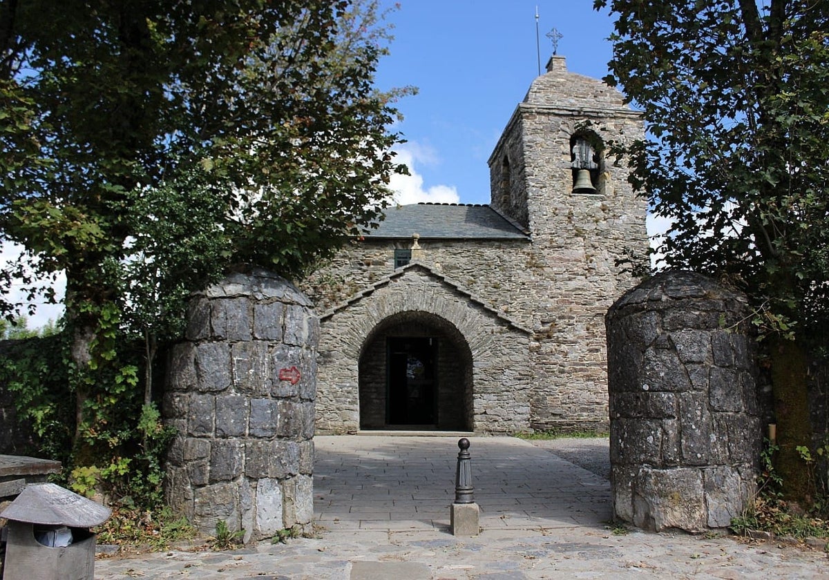 Santuario de Santa María La Real de Cebreiro