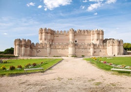 Imagen del castillo de Coca, ubicado en el pueblo segoviano del mismo nombre