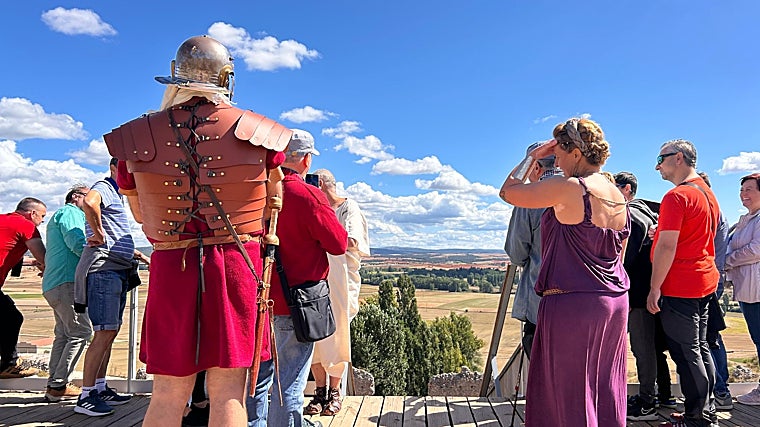 Visitas al yacimiento arqueológico de Clunia