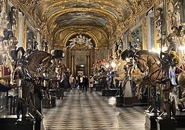 Una armería con majestuosos caballos militares, la joya escondida del Palacio Real de Turín