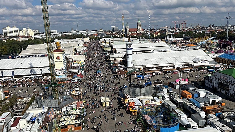Vista aérea desde la noria del recinto